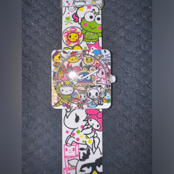 Tokidoki X Hello Kitty rare vintage watch main image 6